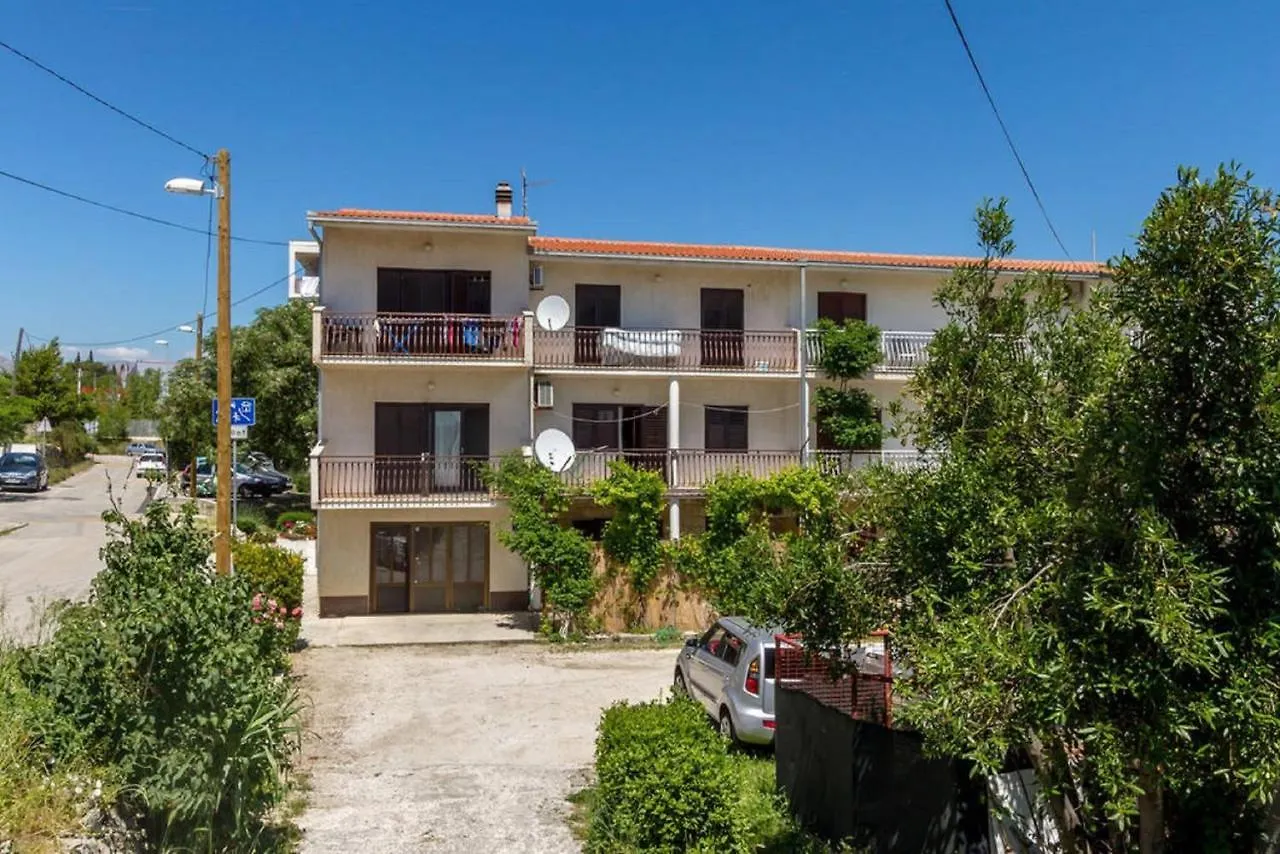 Apartments Marasovic - Roko